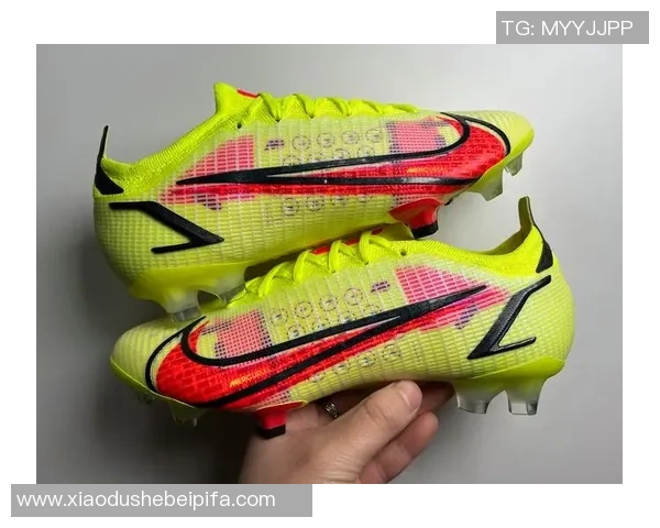 适合球迷踢球的足球鞋推荐 灵感来自球星的运动表现